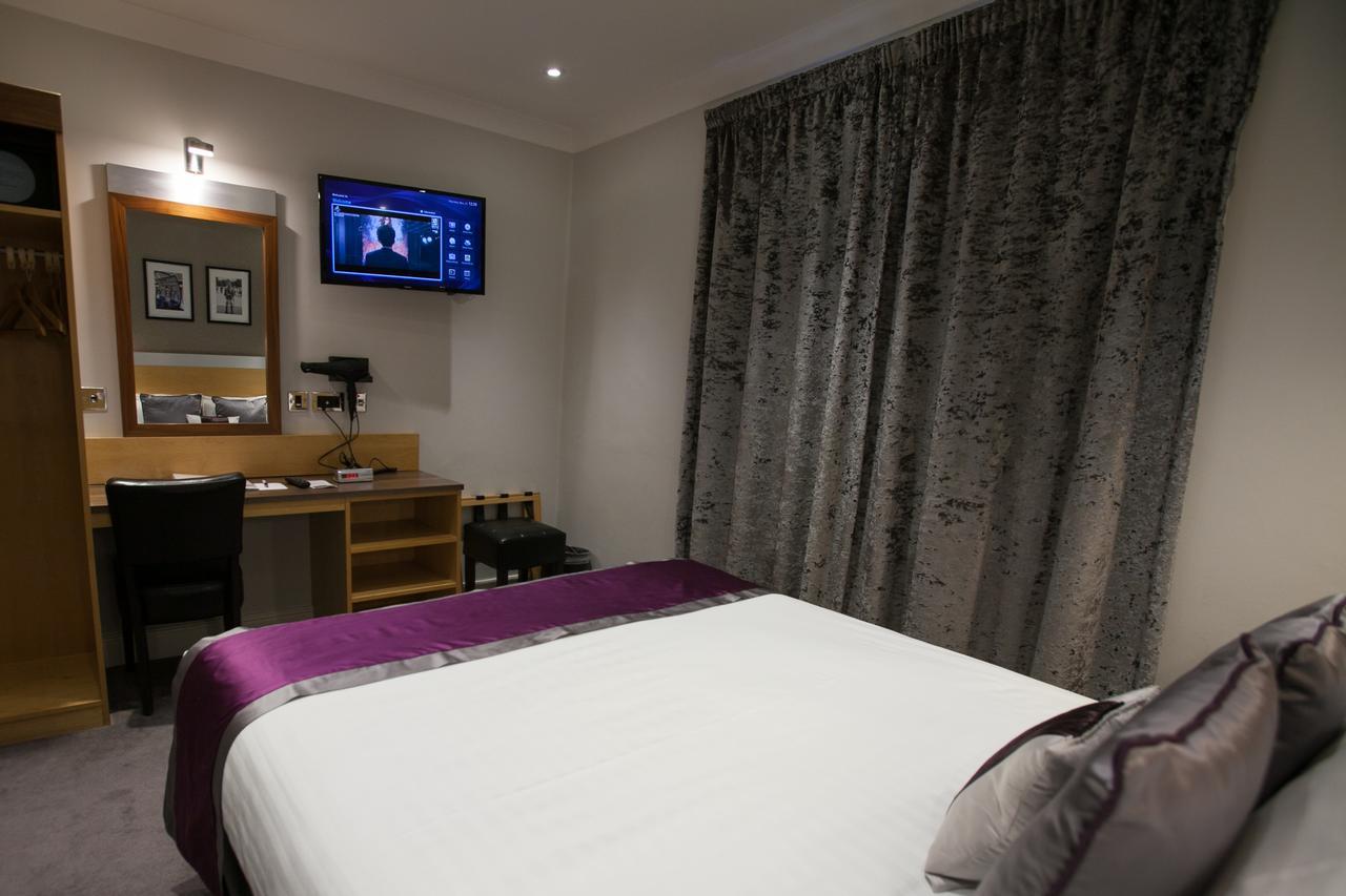 מלון לונדון Best Western Victoria Palace מראה חיצוני תמונה